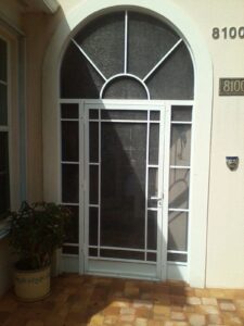 0924131054-00-e1569449102591